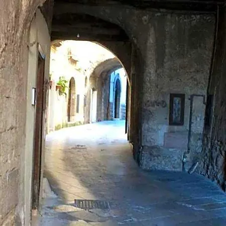 Sant'agata לינה וארוחת בוקר 3*