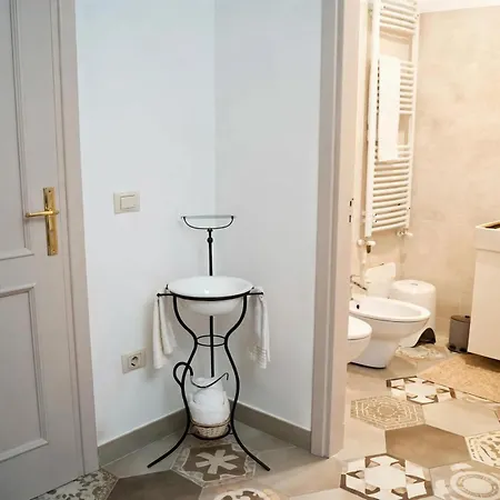 Sant'agata Nocleg ze śniadaniem 3*